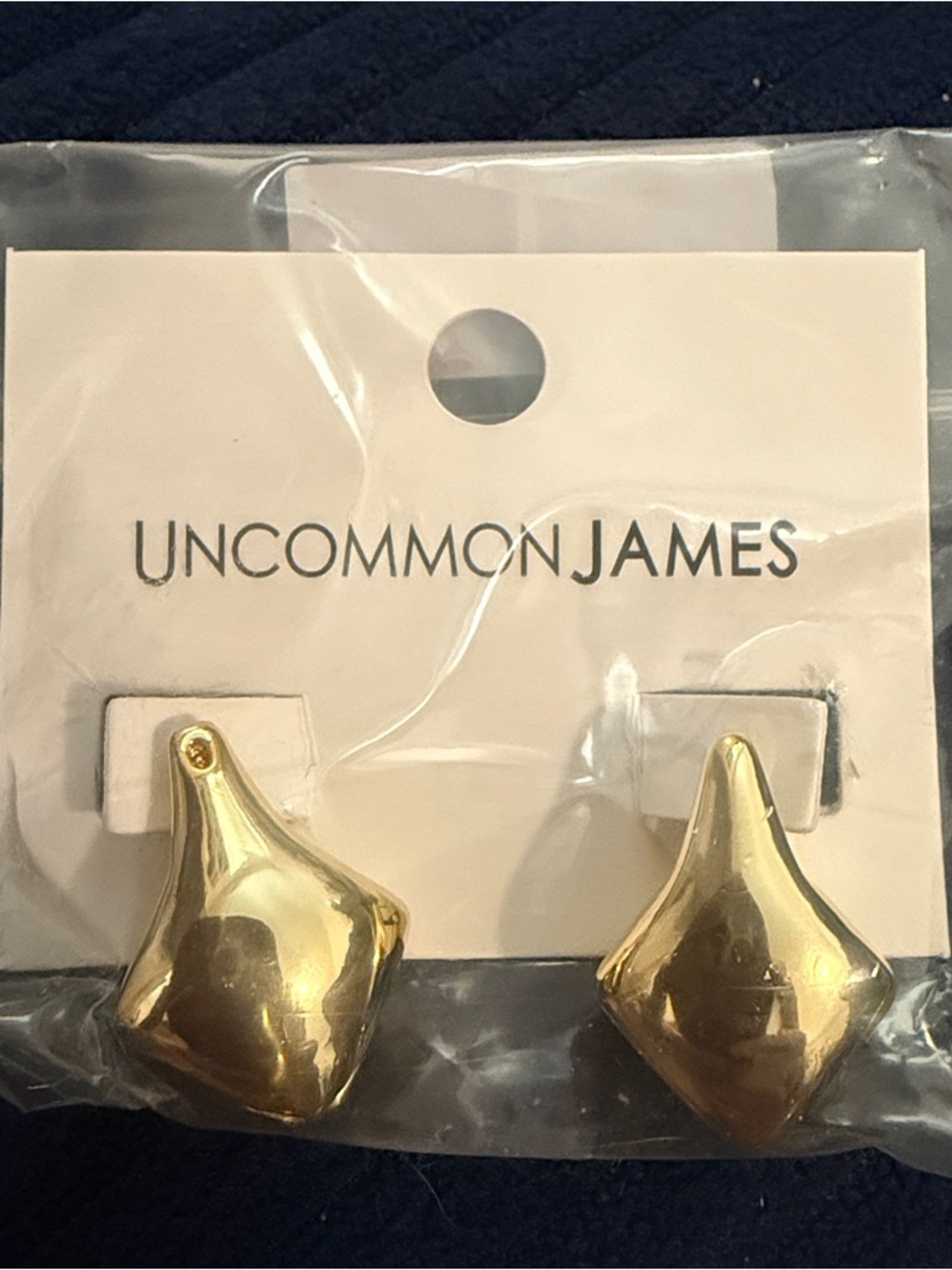 Uncommon James Shiny Gold Sculpted Drop Studs